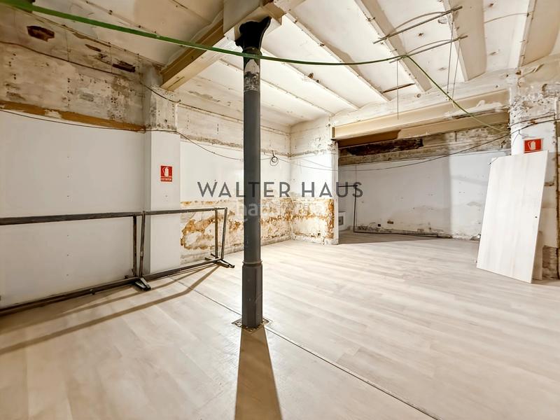 Foto ea3494d5-f35b-49b8-b4b5-2a3f5f640d97. Lloguer local comercial a carrer del bruc 19 a Dreta de l´Eixample Barcelona