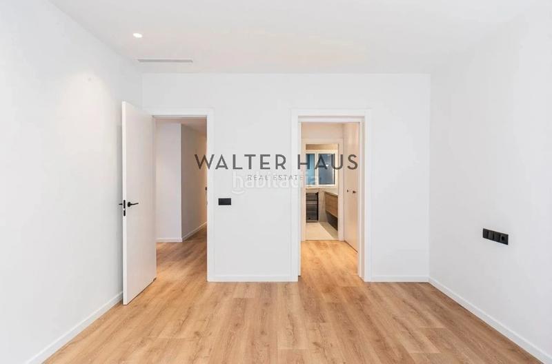 Foto c245d0fe-b676-49d4-b921-efebcdeab182. Piso exclusivo piso reformado de cerca de francesc macià, en Barcelona