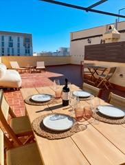 Rent Penthouse in Carrer del general castaños 8. Ático en alquiler en sant pere, barcelona