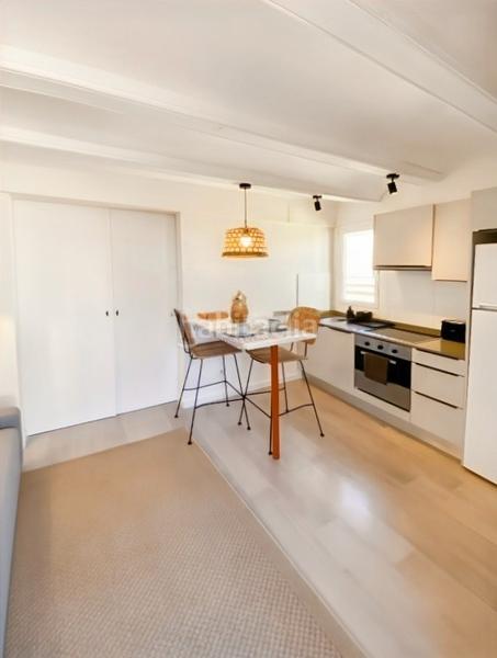 Foto c143f103-1410-4381-8080-ca29b4bda777. Rent penthouse in carrer del general castaños 8 in Barcelona