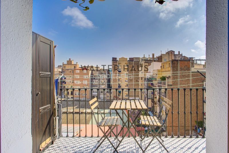 Foto 0b3f5edc-de93-470f-a925-cccba4ead804. Pis amb calefacció a Sant Antoni Barcelona