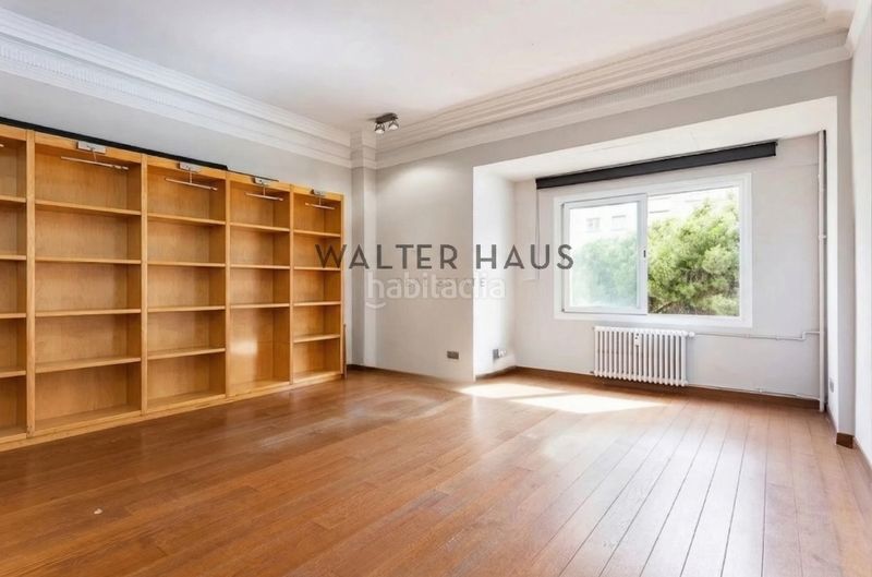 Piso a reformar en finca señorial en turó park, en Barcelona - Imagen 3