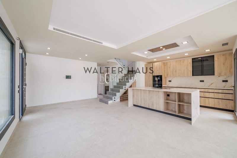 Foto 5c2fbee5-f1d0-4eaf-98b7-fbd1bc871f46. Casa adossada amb aparcament piscina a Lloret Blau - La Creu de Lloret Lloret de Mar