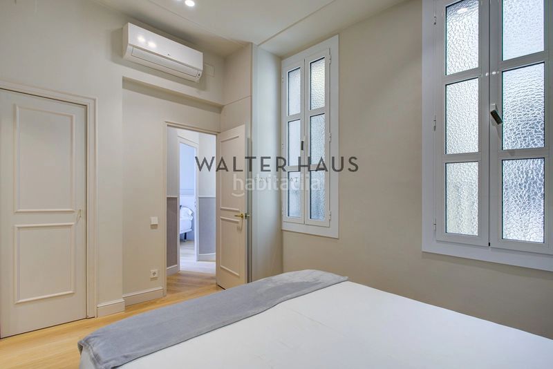 Foto 0abd3d82-905b-46aa-8f03-f9eb2eb5c141. Pis amb piscina a St. Pere - Sta. Caterina - El Born Barcelona