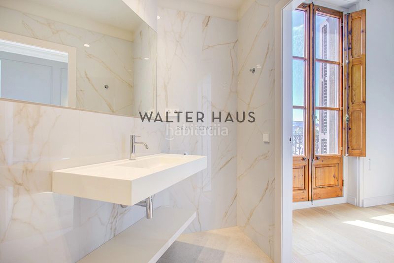 Foto 6a872a39-034b-4876-9478-68a4ccccdf75. Pis amb piscina a St. Pere - Sta. Caterina - El Born Barcelona