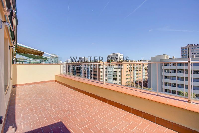 Foto 04d5a6a9-80ab-440f-bbe5-1b2a0475b616. Àtic a Poblenou Barcelona