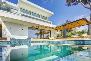 Chalet  Carrer de port salvi. Villa de lujo reformada en con vistas al mar en sant elm, sant f
