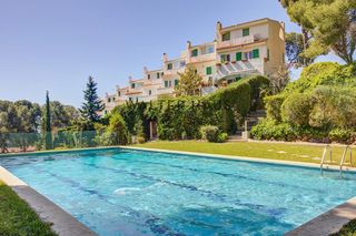 Casa adosada  Carrer d' antoni gaudí. Casa en venta con vistas al mar en el poal, castelldefels