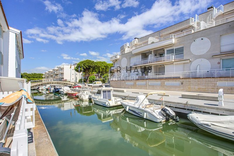 Foto b6b4fff3-949d-461b-8c82-a1de840c25b6. Casa adossada amb aparcament a Port d´Aro Platja d´Aro