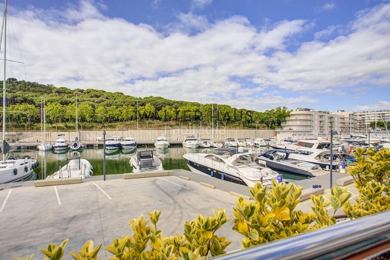 Foto e2e7df6a-d353-4f27-87cd-46e41dbb8dae. Casa adossada amb aparcament a Port d´Aro Platja d´Aro