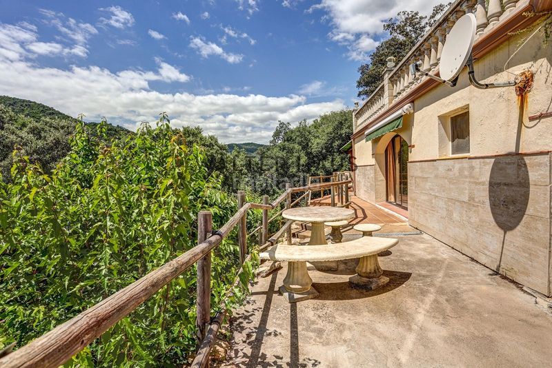 Foto b59ecc50-d20d-40e3-9573-3b0790925fd6. Xalet amb aparcament piscina a Cabanyes-Mas Ambrós-Mas Pallí Calonge