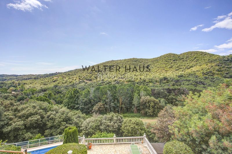 Foto fbb880ce-a79d-45b6-84f9-b93d70ca4307. Xalet amb aparcament piscina a Cabanyes-Mas Ambrós-Mas Pallí Calonge