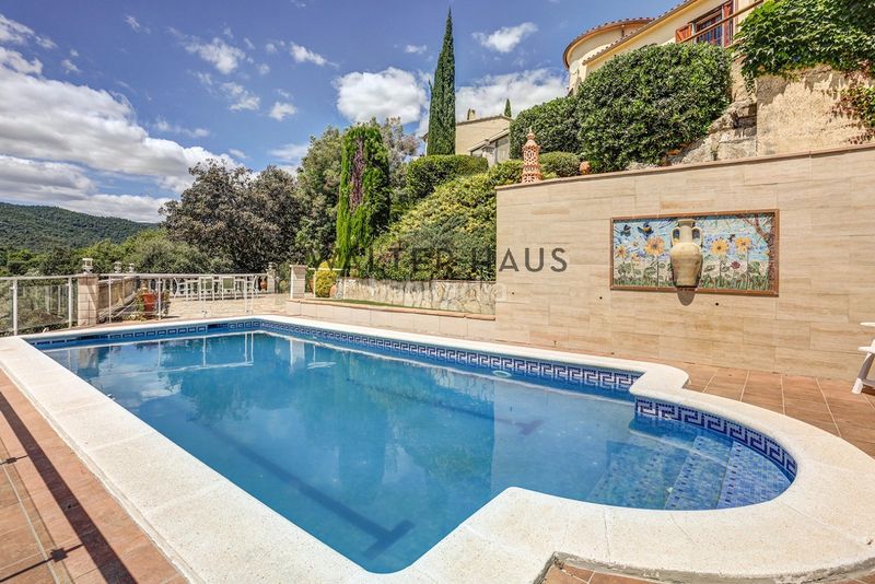 Foto fde8588a-766d-40e3-9ec9-701e2ad5c8cd. Xalet amb aparcament piscina a Cabanyes-Mas Ambrós-Mas Pallí Calonge