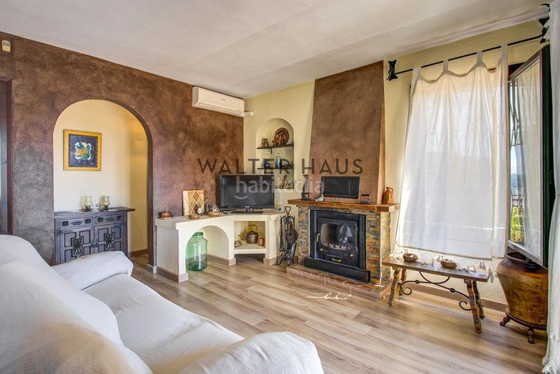 Foto 8968c8bd-b3f7-4b48-a04d-d74a1011ae64. Casa amb xemeneia a Vall-llobrega
