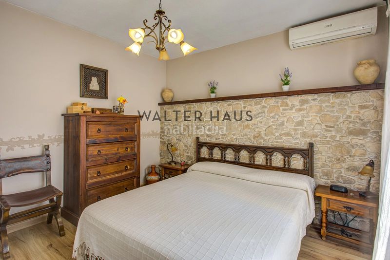 Foto d35709f7-96a6-4267-8951-8198ae048a83. Casa amb xemeneia a Vall-llobrega