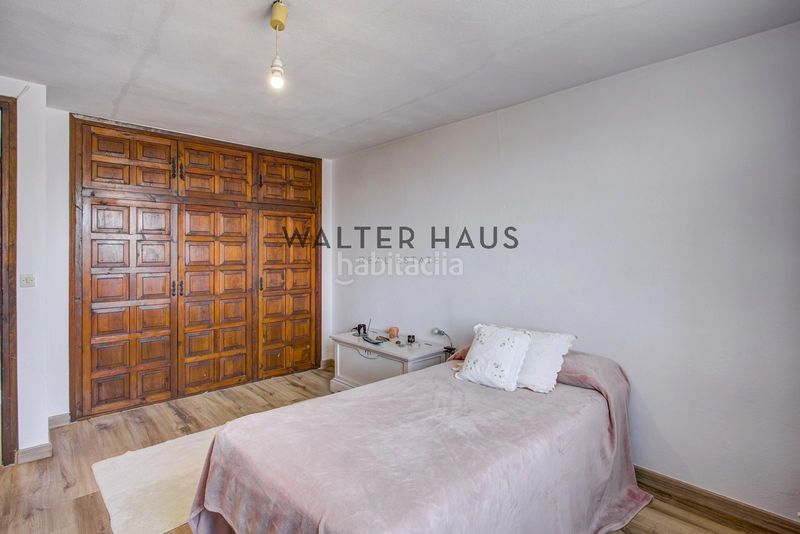 Foto f3f74698-b230-4742-baf7-d0fdbeacadf1. Casa amb xemeneia a Vall-llobrega