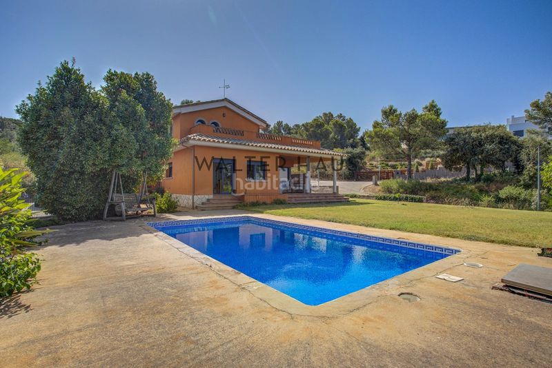 Foto e1f61c00-9b86-43f2-9c95-1d8a5524f044. Casa amb xemeneia aparcament piscina a residencial Begur-esclanyà Begur
