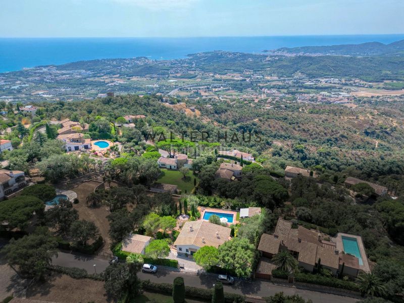 Foto 5ab9e090-437c-4e31-96b8-eef66b4aea53. Casa amb xemeneia calefacció aparcament piscina a Platja d´Aro