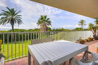 Piso  Carrer de l'escala 4. Piso en venta en primera línea de mar en con vistas panorámicas
