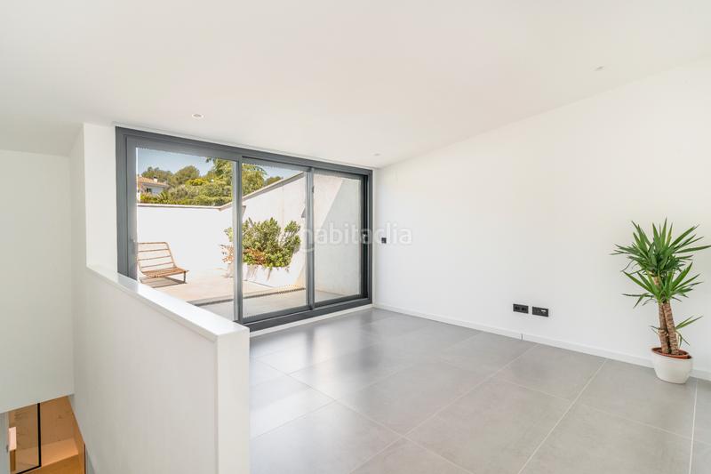 Foto 7d83a664-28b7-4a84-830d-89df32fa62d4. Promoción Villas Bellaterra en Bellaterra. Edificio viviendas de obra nueva