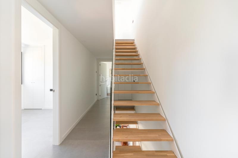 Foto eebfcd00-13f2-4682-9402-5de8991cb11b. Promoción Villas Bellaterra en Bellaterra. Edificio viviendas de obra nueva