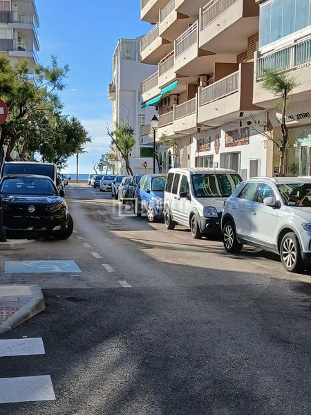 Foto 2f1a3570-c3ec-4ce0-b922-7c85c5176459. Piso en Puerto Deportivo Fuengirola