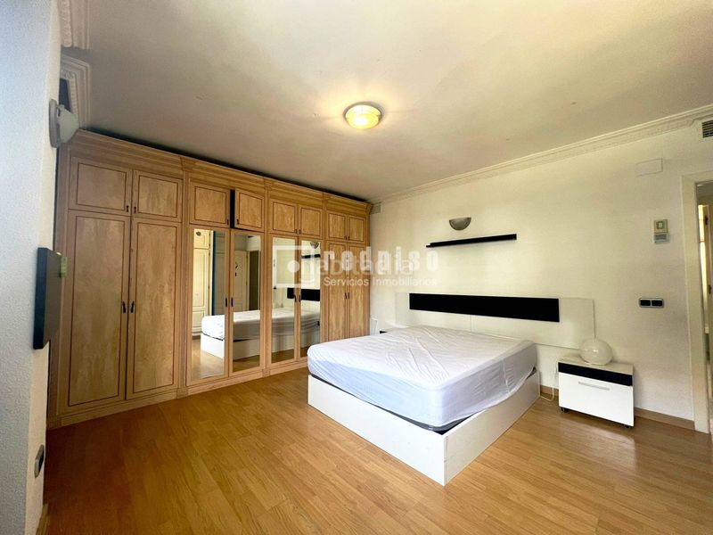 Foto 7b0cf4be-b910-4f99-ba00-7cb2fd85eb8f. Piso en El Pinillo Torremolinos