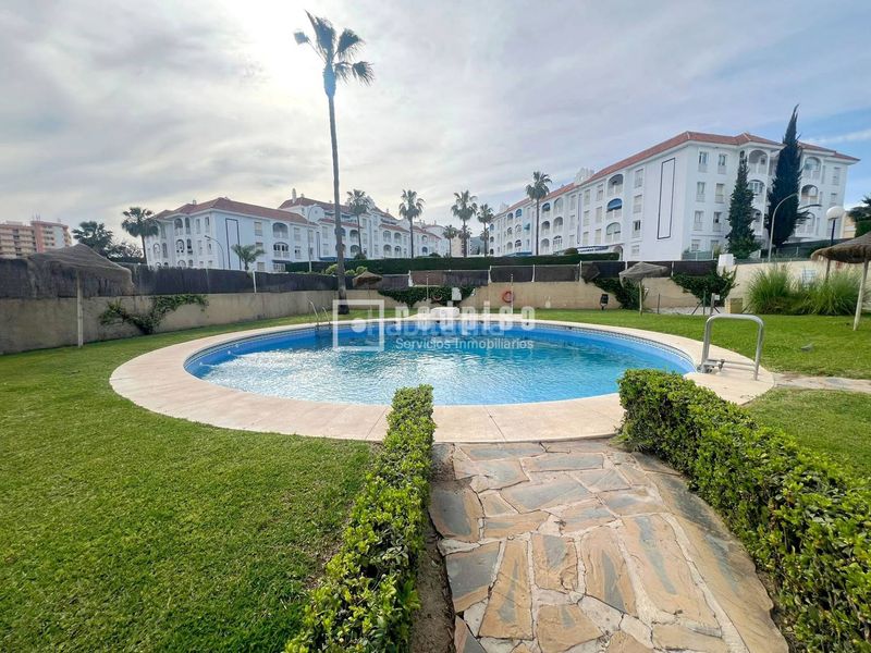 Foto 7d38d6a0-05f5-4981-b354-62c60e9da6f4. Piso en El Pinillo Torremolinos