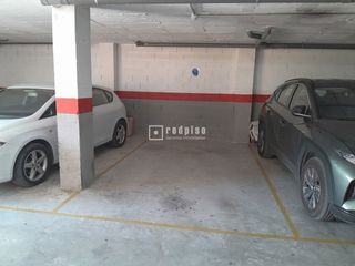 Aparcament cotxe a de San Fernando