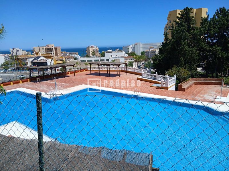 Foto e829a4a2-31ff-4f23-929d-c4945c6ea37d. Piso en El Pinillo Torremolinos