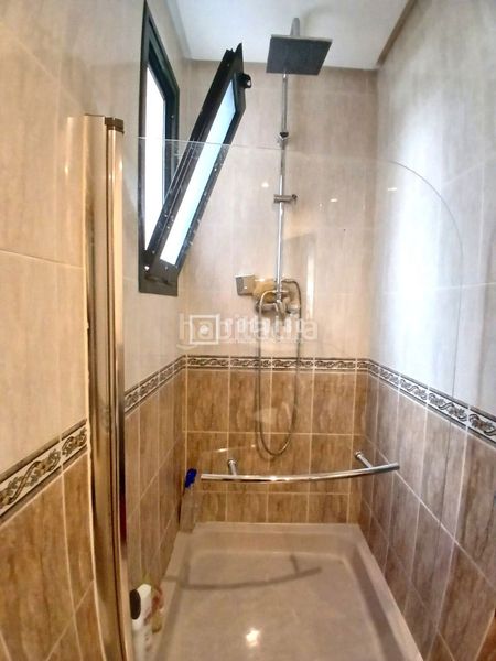 Foto c2c8a502-6dc6-49a6-8341-5b0e1cd457c1. Appartamento con parcheggio in Calvario Torremolinos