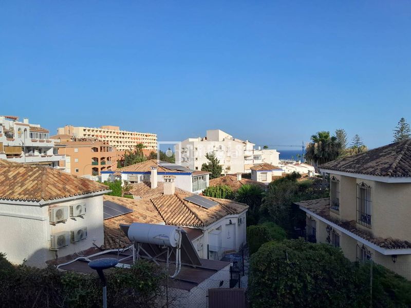Foto fa1248cd-2e86-4765-bb6a-22da5089a4dc. Casa amb piscina a El Pinillo Torremolinos