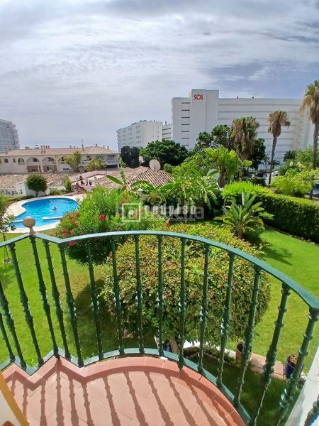 Foto 2d727a78-8f6e-4f46-a59a-d8e1d500f1d4. Pis amb calefacció piscina a La Carihuela - Los Nidos Torremolinos