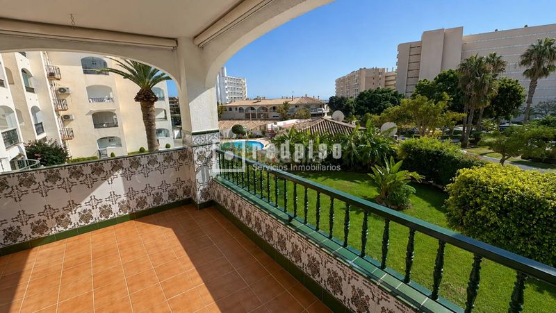 Foto 9e8ea770-956d-40f5-a30a-092697d04305. Pis amb calefacció piscina a La Carihuela - Los Nidos Torremolinos