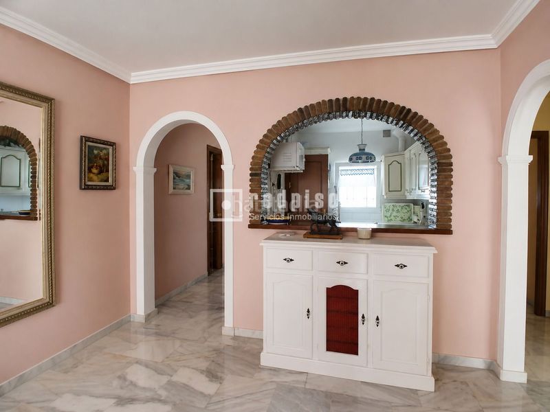 Foto 7841a61c-b308-4812-8754-7fb211b83775. Piso en La Carihuela - Los Nidos Torremolinos