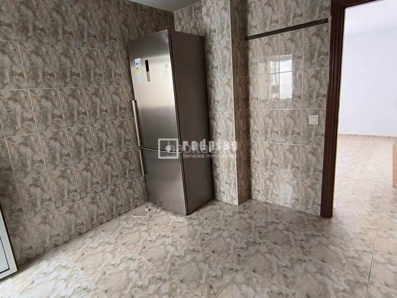 Foto ac7172f2-3826-471c-b5ff-0a1f0028f702. Pis a Arroyo de la Miel Benalmádena