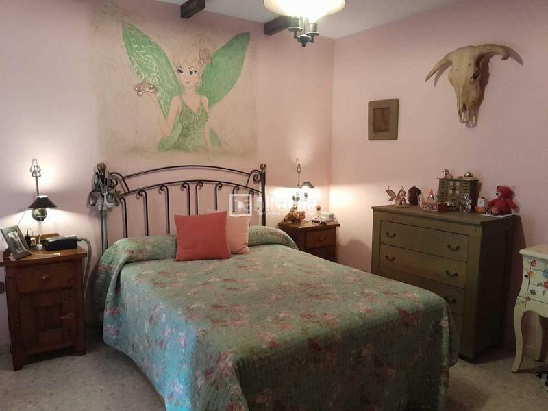 Foto 0a5d7127-bb34-4ac4-aa11-fc5c635ecd01. Piso acogedor piso de 4 dormitorios recinto cerrado con piscina y plaza de garaje , málaga en Torremolinos