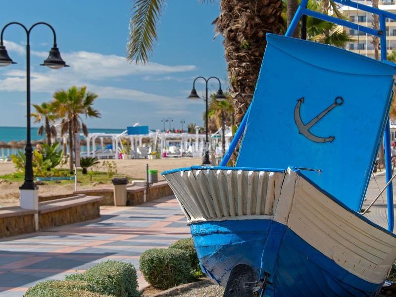 Foto be85f929-735f-4ff3-a1e3-14cbabfe4e96. Piso acogedor piso de 4 dormitorios recinto cerrado con piscina y plaza de garaje , málaga en Torremolinos