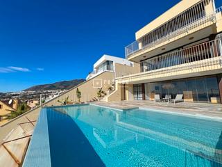 Chalet à Montealto - Monterrey. Villa de lujo de obra nueva con terrazas chill out  garaje  pisc