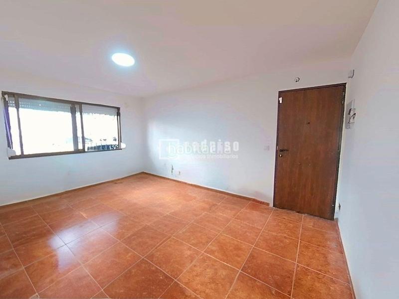 Foto 0200170b-03a2-44e8-9b1b-46321704a568. Piso  totalmente reformado de 5 dormitorios perfectamente ubicado en Arroyo de la Miel, en Benalmádena