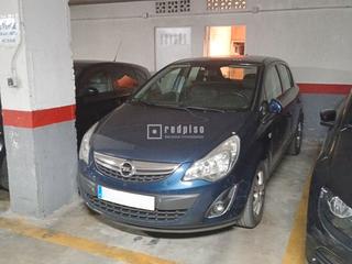 Aparcament cotxe a Calvario. Plaza de garaje y trastero en excelente zona de torremolinos!
