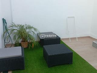 Location Appartement à Ayuntamiento. Alquiler de piso moderno con encanto y gran patio privado en el
