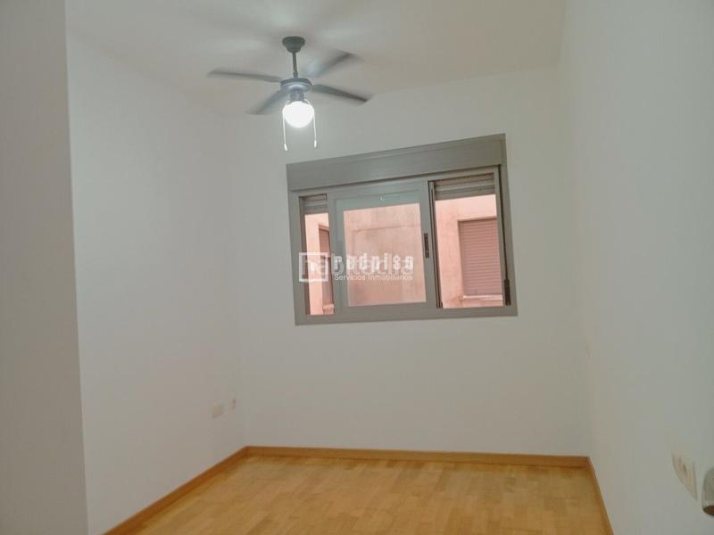 Foto ecc868b4-b278-469f-b9cd-cba565697f31. Appartement dans Calvario Torremolinos