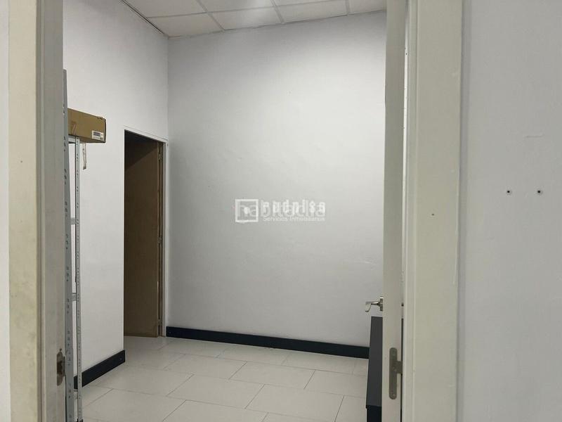 Foto 4a90d0f6-0837-4e77-9ecf-f44bec3d9271. Lloguer local comercial a Calvario Torremolinos