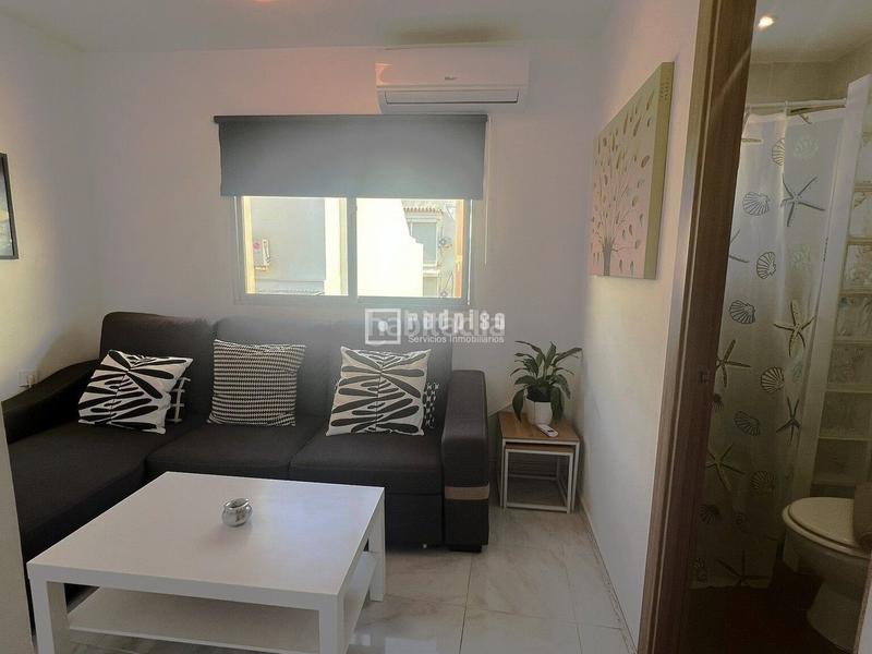 Foto 546f2992-d096-4774-b590-0bc97221cc70. Alquiler apartamento alquiler de apartamento con 1 dormitorio, en el Calvario en Torremolinos