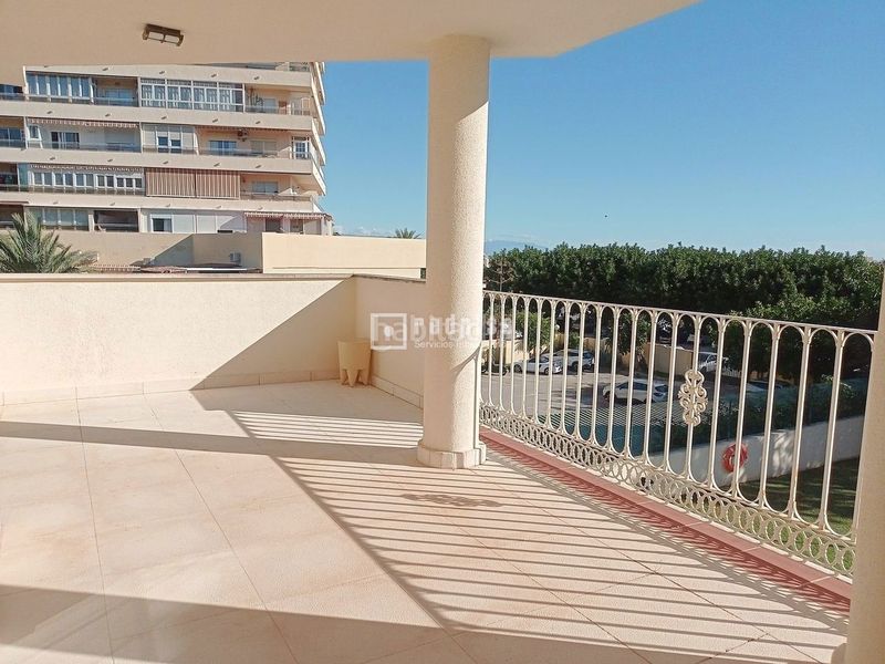 Foto 95ec79bb-5717-4607-8860-67cf1825bbff. Pis amb calefacció aparcament piscina a Hacienda Torrequebrada Benalmádena