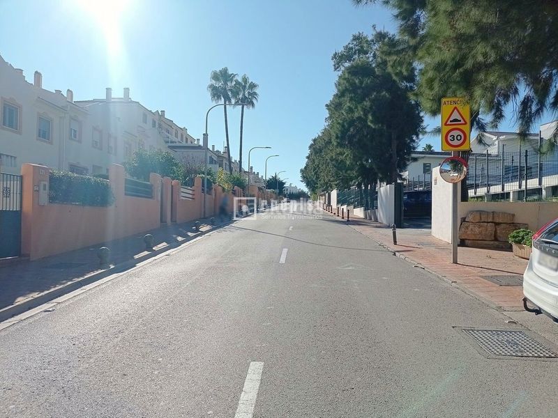 Foto b4799a70-78d7-469d-902b-f244247e02a6. Pis amb calefacció aparcament piscina a Hacienda Torrequebrada Benalmádena