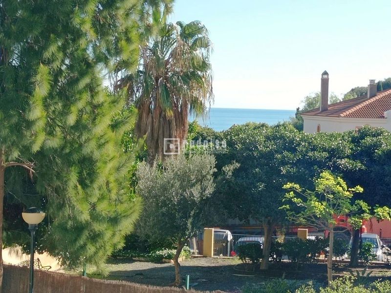 Foto ecc5024f-4f6d-4d4e-9a1d-b24efd0e5be4. Pis amb calefacció aparcament piscina a Hacienda Torrequebrada Benalmádena
