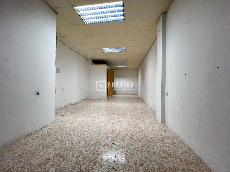 Foto a5d74fbd-ea37-43e9-8dd6-fc5b2c05768d. Local comercial oportunidad única! local comercial ideal para tu negocio! en Alhaurín de la Torre