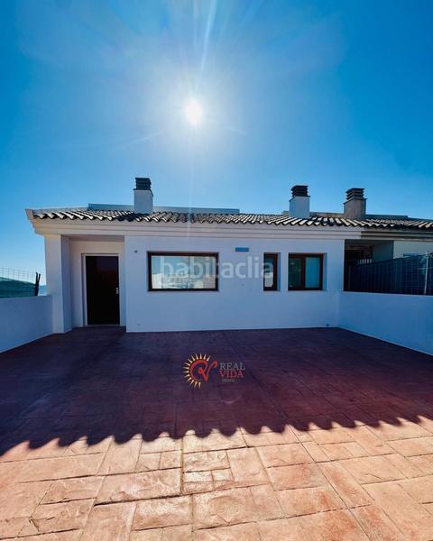 Foto de98c58e-f557-41e2-a829-d6a9a4cae583. Casa adossada amb aparcament piscina a Montebello - Nou Espai Nucia (la)